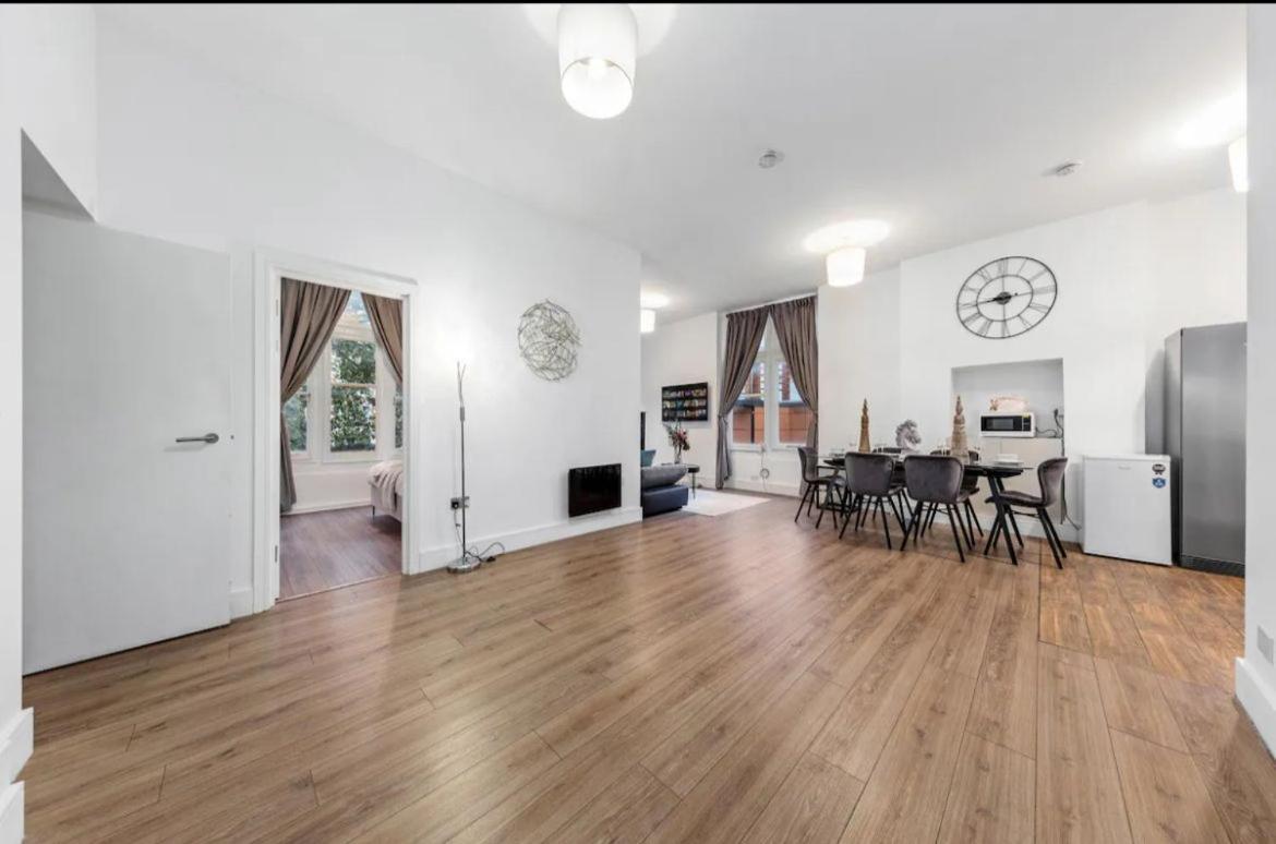 Majestic 2-Bedroom Flat In Knightsbridge-Hyde Park Kb70 London Exterior foto